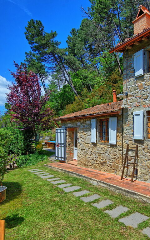 Casale Di Cozzile: Eksteriør, Hage