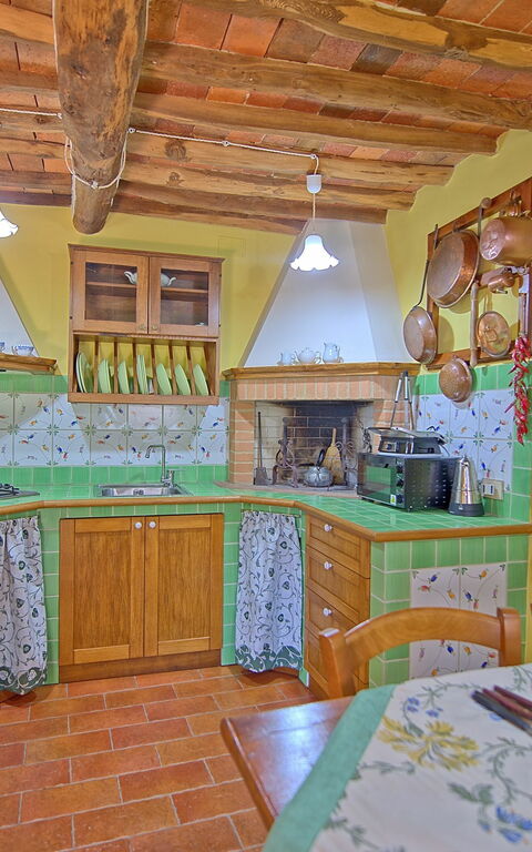 Casale Di Cozzile: Kjøkken, Lunsjrom