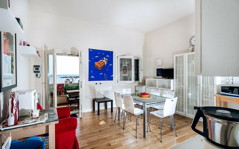 Feriebolig Vela: Kjøkken, Lunsjrom, Stue