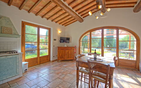 Feriebolig Mulignone 1: Lunsjrom, Stue