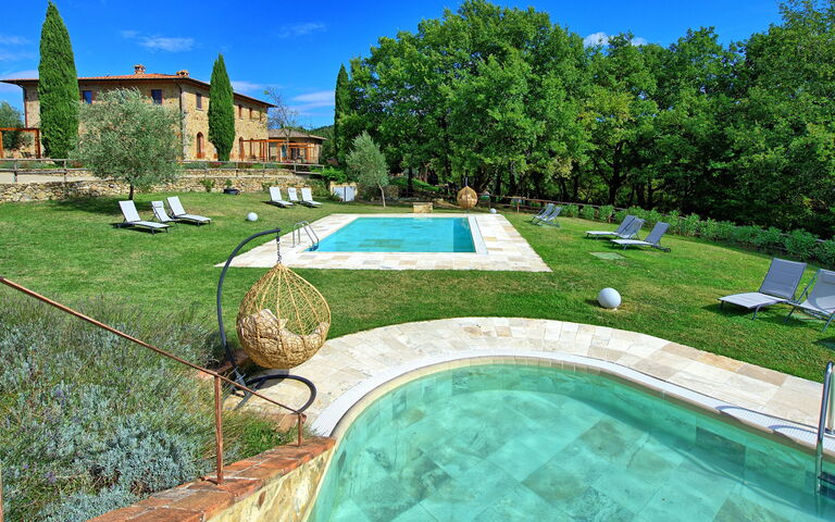 Borgo Mulignone: basseng, Hage