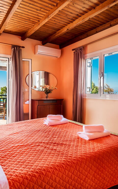 Beachfront Villa Rania: soverom