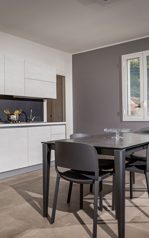 Villa Scire: Kjøkken, Lunsjrom