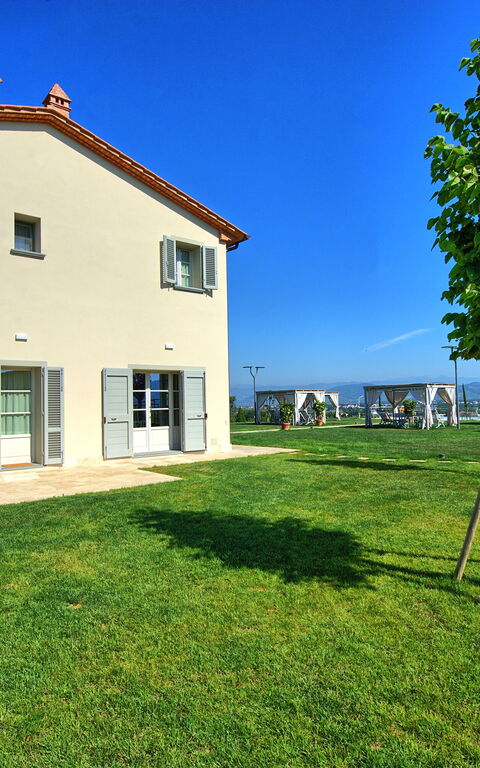 Il Sole Di Vino: Hage