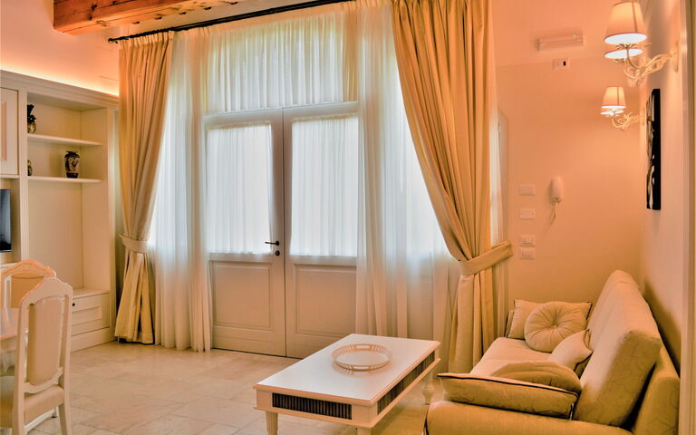 Feriebolig Sole Di Vino - 5: Stue