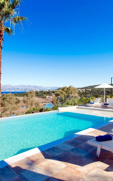 Villa Corfu Panorama: basseng