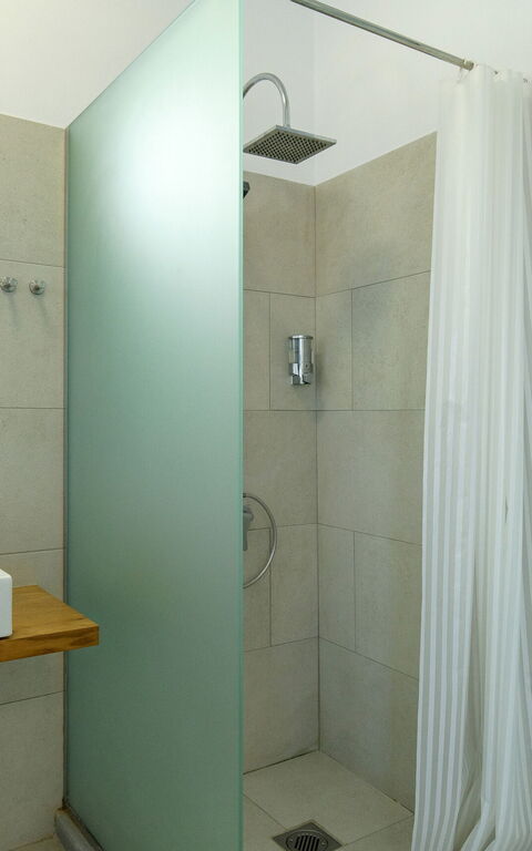 Villa Nafsika: Baderom