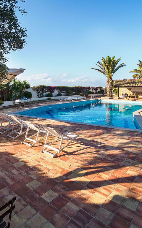 Villa Cala Mancina: basseng, Utendørs