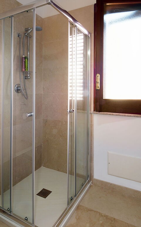 Villa Cala Mancina: Baderom