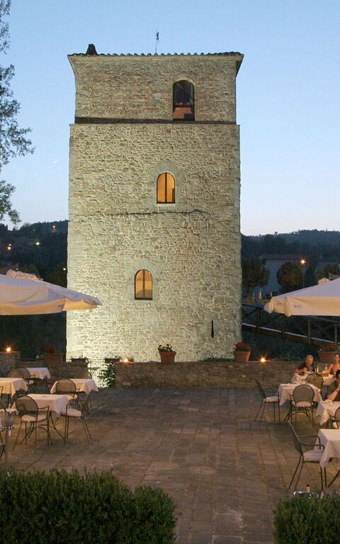 Santa Flora: Hage, Utendørs, Visningar