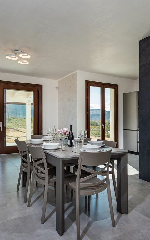 Villa Livreri: Kjøkken, Lunsjrom