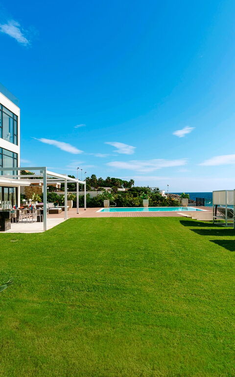 Villa Angelina: Hage, Utendørs, Visningar