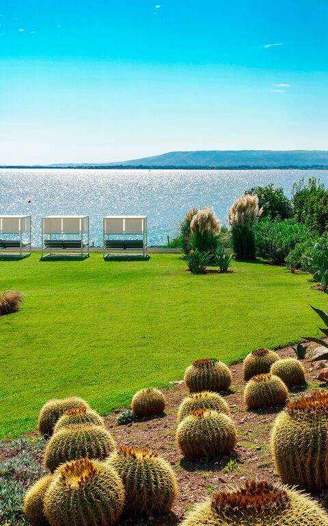 Villa Angelina: Hage, Utendørs, Visningar