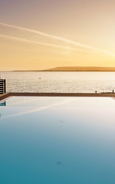 Villa Angelina: basseng