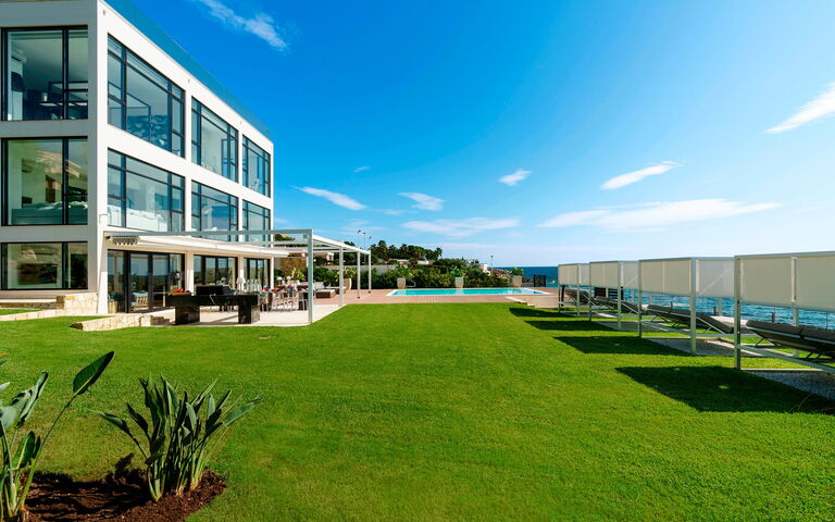 Villa Angelina: Hage, Utendørs, Visningar