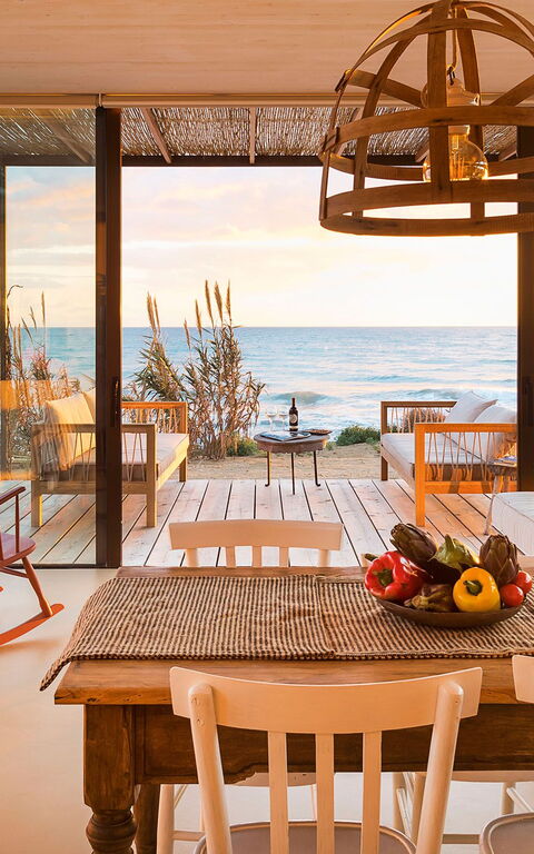 Circe: Lunsjrom, Stue