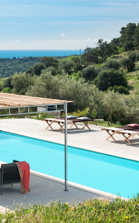 Villa Contra: basseng, Utendørs