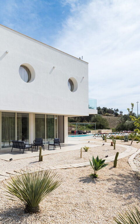 Villa Contra: Hage, Utendørs