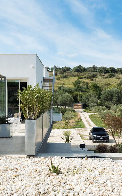 Villa Contra: Hage, Utendørs