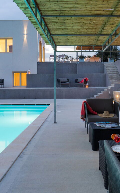Villa Contra: basseng, Utendørs