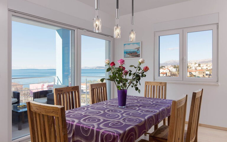 Villa Mermaid: Lunsjrom