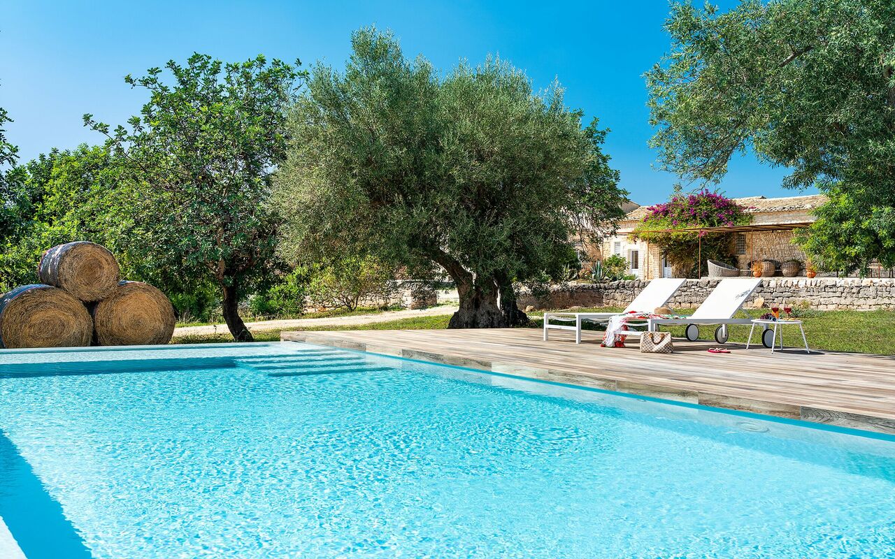 Villa Dimora Pura: basseng