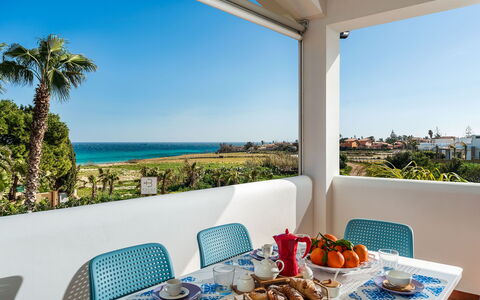 Feriebolig Calantha: Balkong / terrasse / uteplass