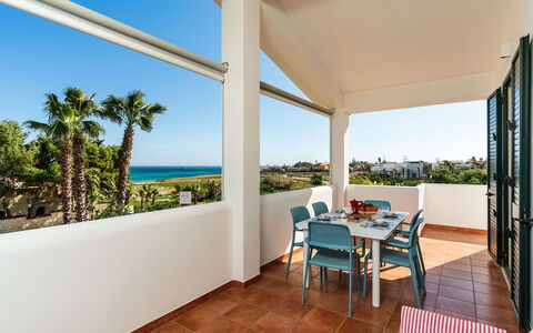 Feriebolig Calantha: Balkong / terrasse / uteplass