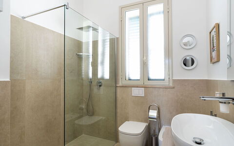 Feriebolig Calantha: Baderom