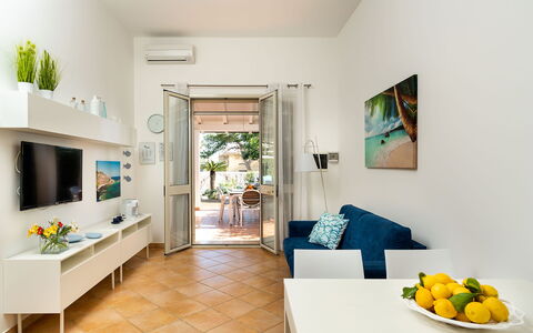 Feriebolig Euthalia: Kjøkken, Lunsjrom, Stue