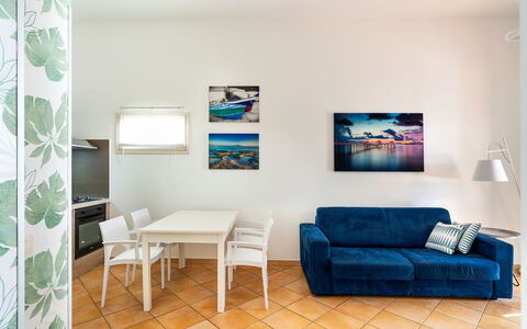 Feriebolig Kalika: Kjøkken, Lunsjrom, Stue