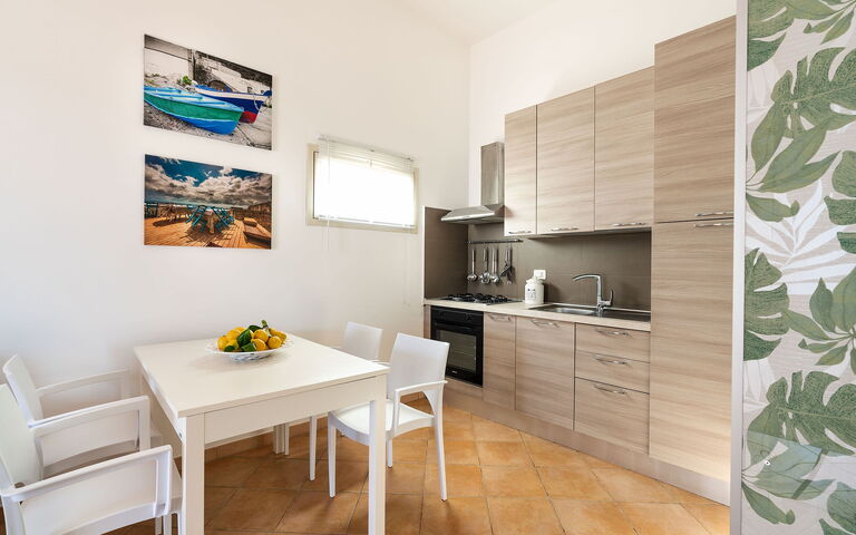 Feriebolig Euthalia: Kjøkken, Lunsjrom, Stue