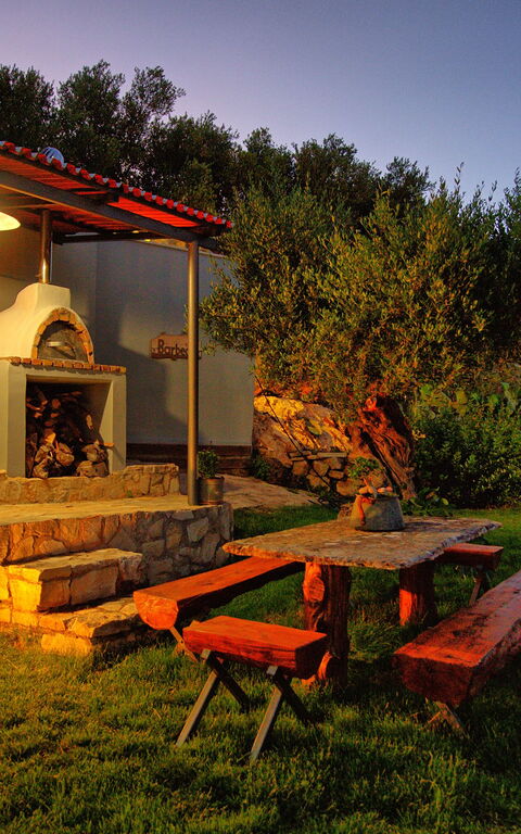 Villa Eftychia: Utendørs