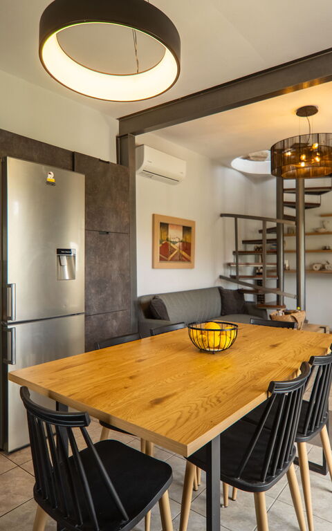 Villa Eftychia: Kjøkken, Lunsjrom