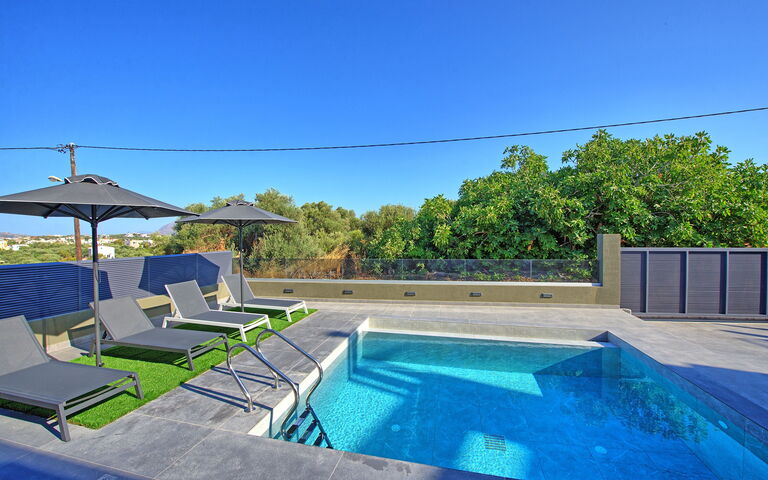 Villa Maripol: basseng, Hage, Utendørs