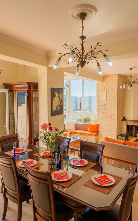 Villa Dinos: Lunsjrom