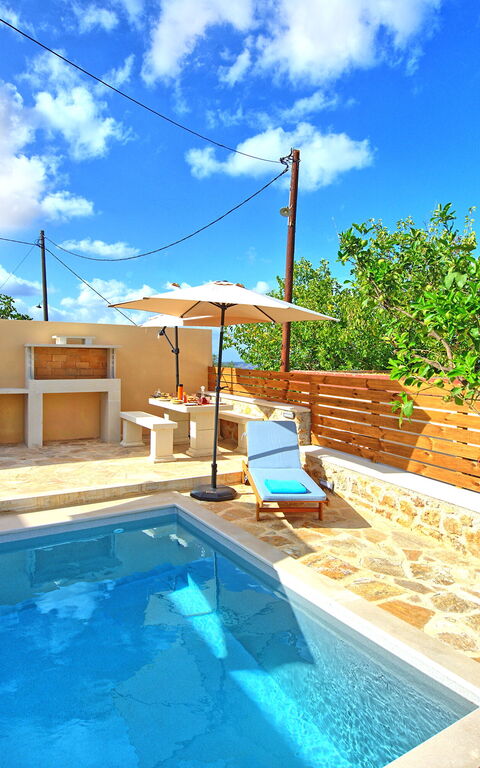 Villa Vicilla: basseng, Utendørs