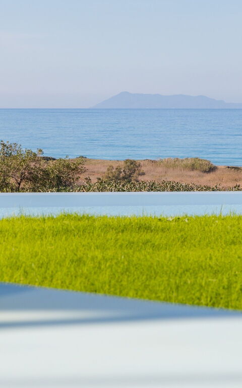 Villa Ebellina: basseng, Hage, Visningar