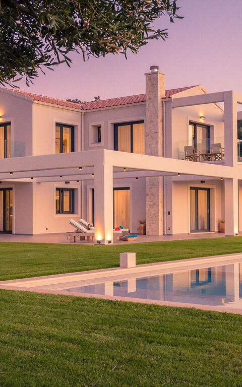 Villa Ebellina: basseng, Hage, Utendørs