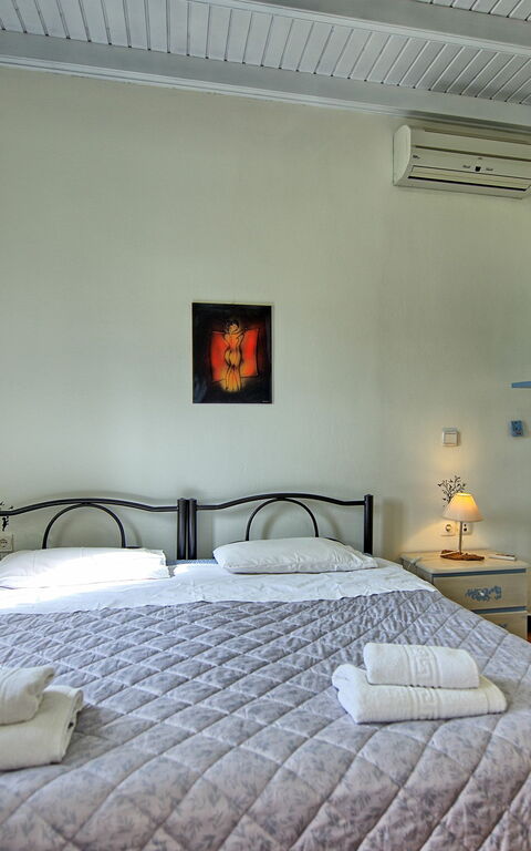 Beach Villa Athanasia: soverom