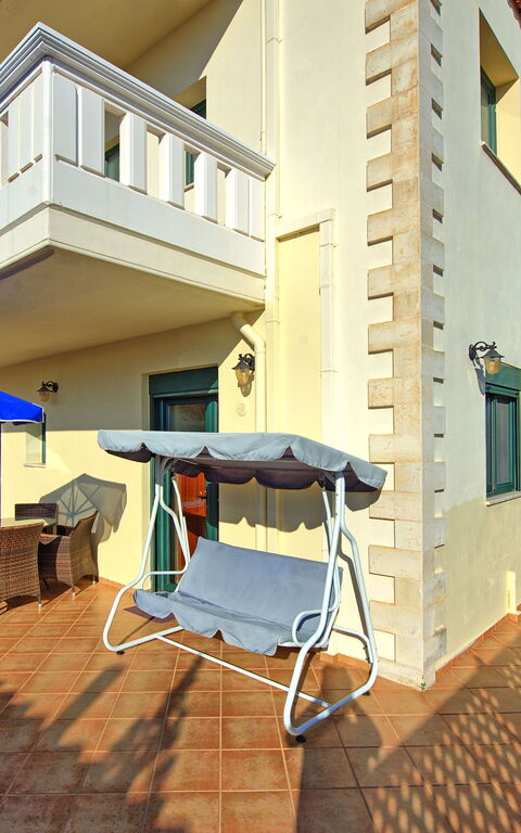 Villa Koules: basseng, Hage, Utendørs