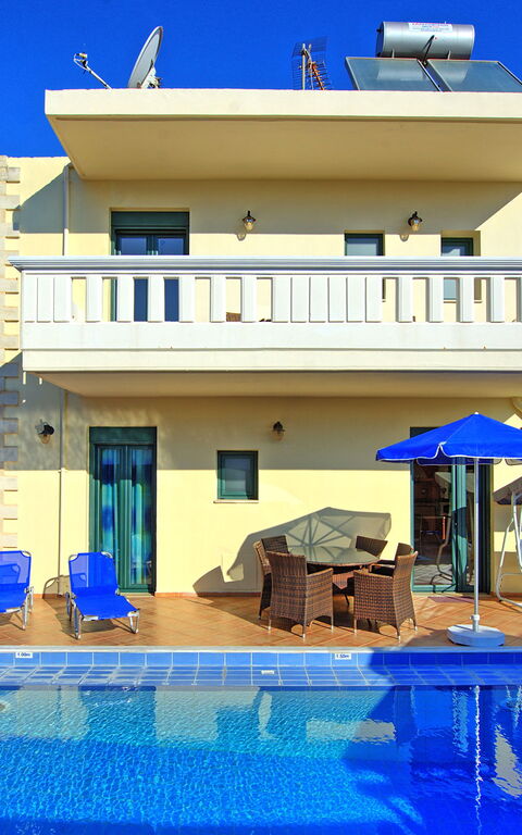 Villa Koules: Balkong / terrasse / uteplass, basseng, Sommer, Utendørs