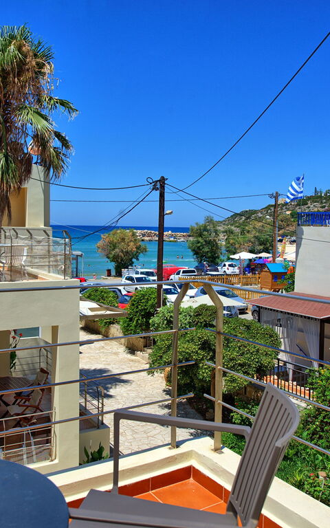 Houses By The Sea: Utendørs