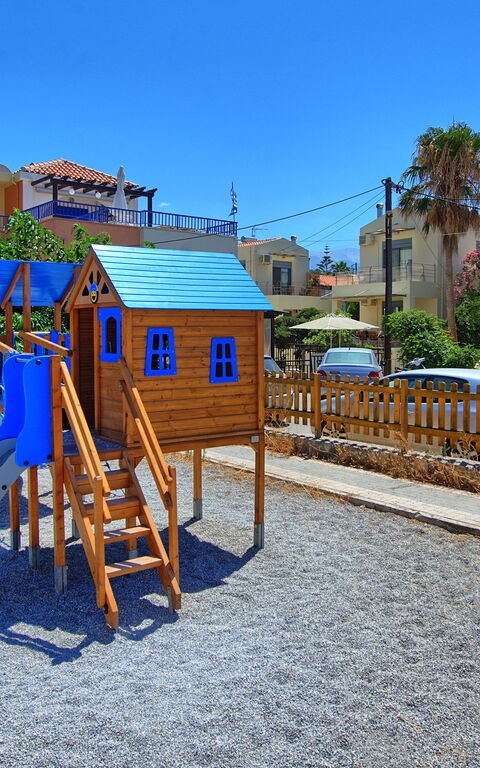 Houses By The Sea: Utendørs