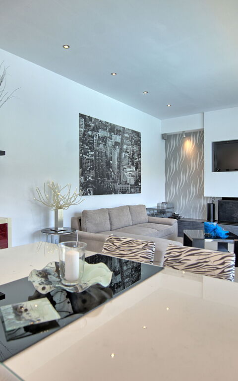 Beach Villa Christina: Lunsjrom, Stue