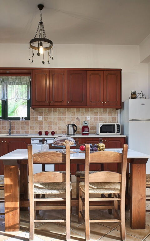 Villa Elia: Kjøkken, Lunsjrom