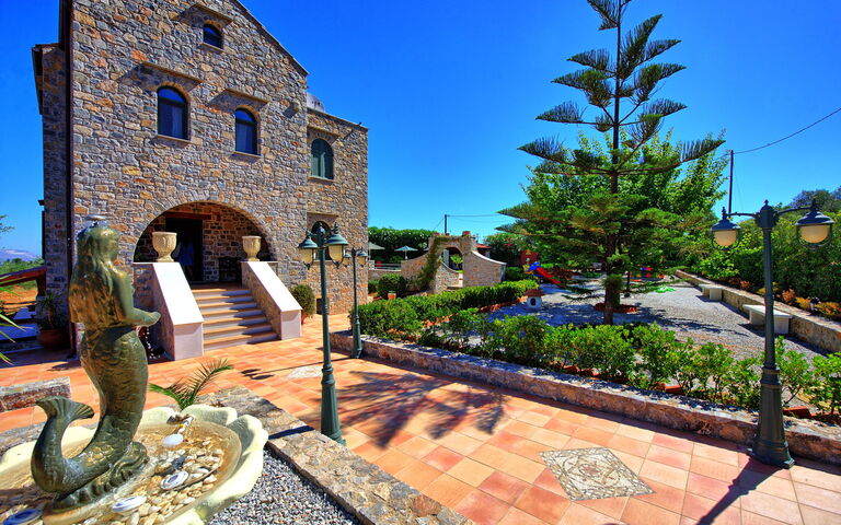 Villa Antina: Eksteriør, Hage, Sommer, Utendørs