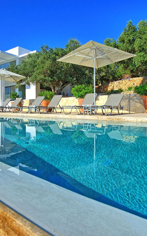 Villa Bluewhite: basseng, Hage, Sommer, Utendørs