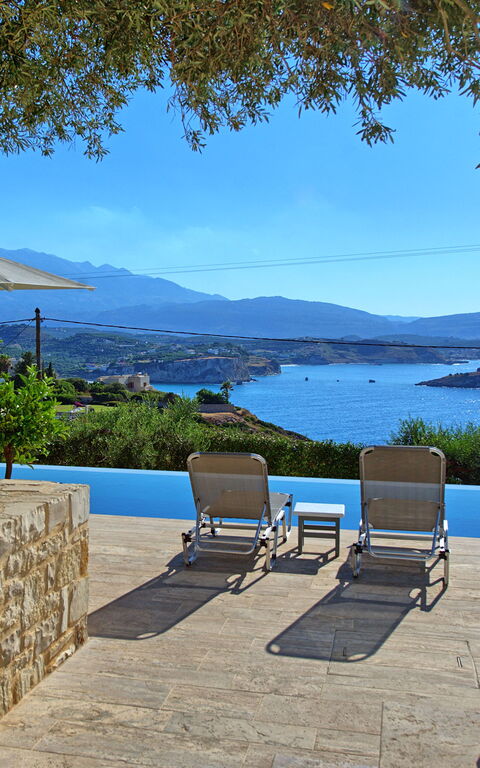 Villa Bluewhite: basseng, Hage, Sommer, Utendørs, Visningar