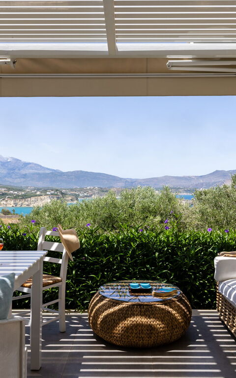 Villa Bluewhite: Balkong / terrasse / uteplass, Utendørs